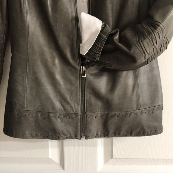 Danier Leather Jacket; Italian Leather; Lightly Distressed; Moto Style; Size XS - Picture 7 of 16